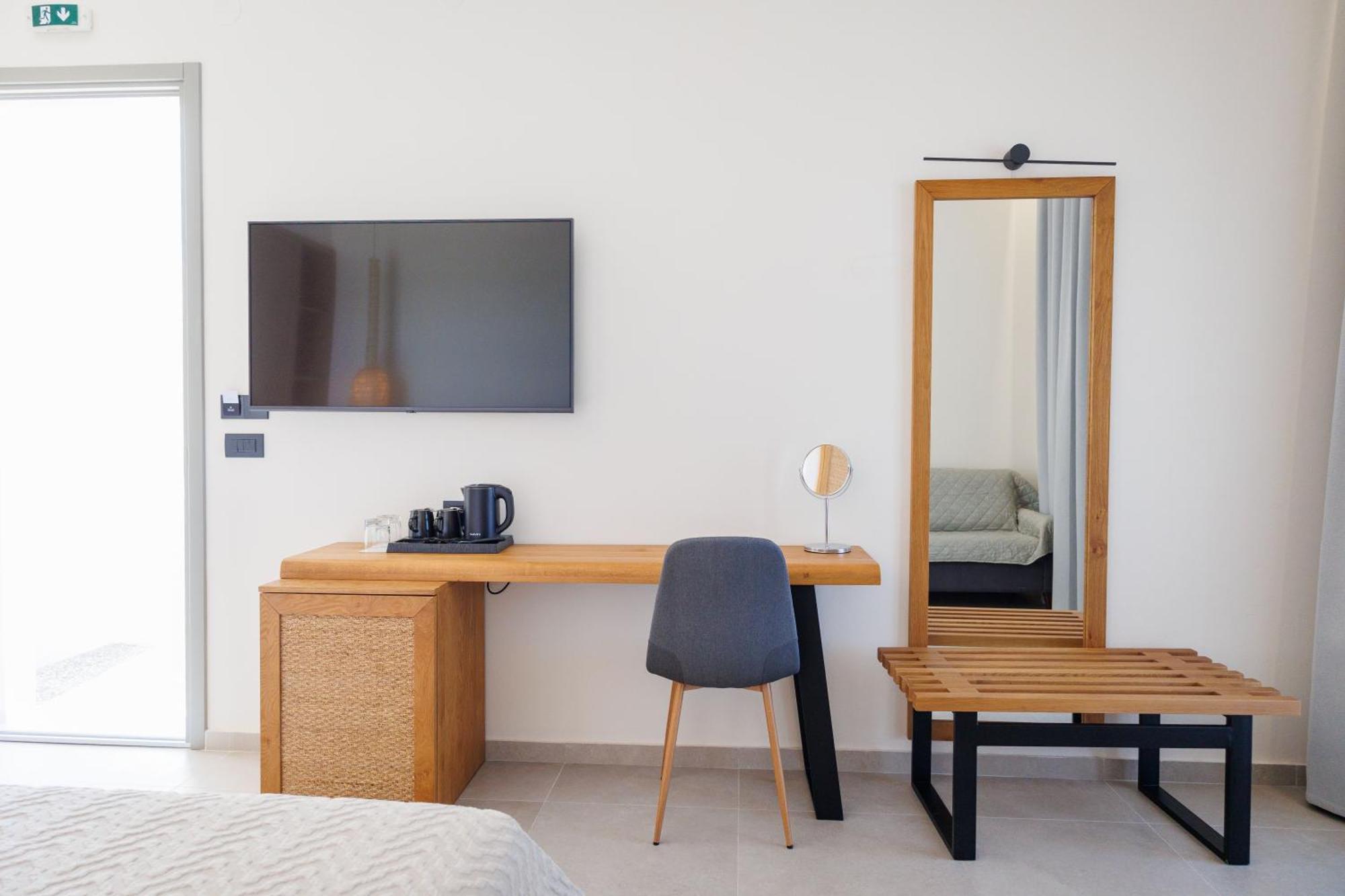Kouros Blanc Resort & Suites Pounda Oda fotoğraf